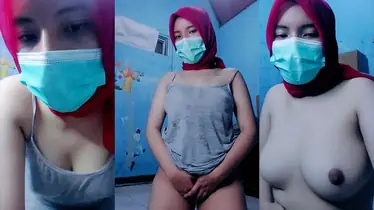 Jilbab Merah Tembus Pandang Bikin Gagal Fokus